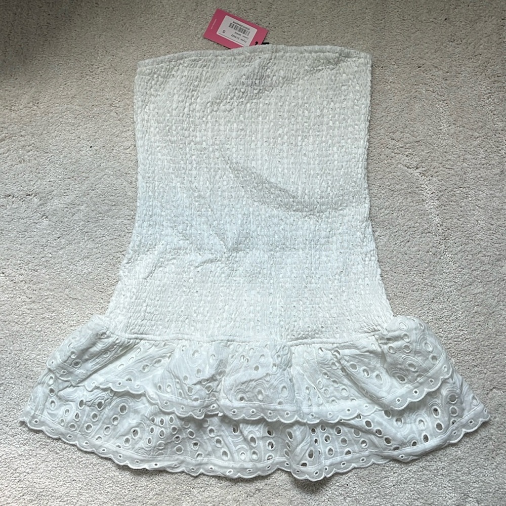 ediketed white strapless dress